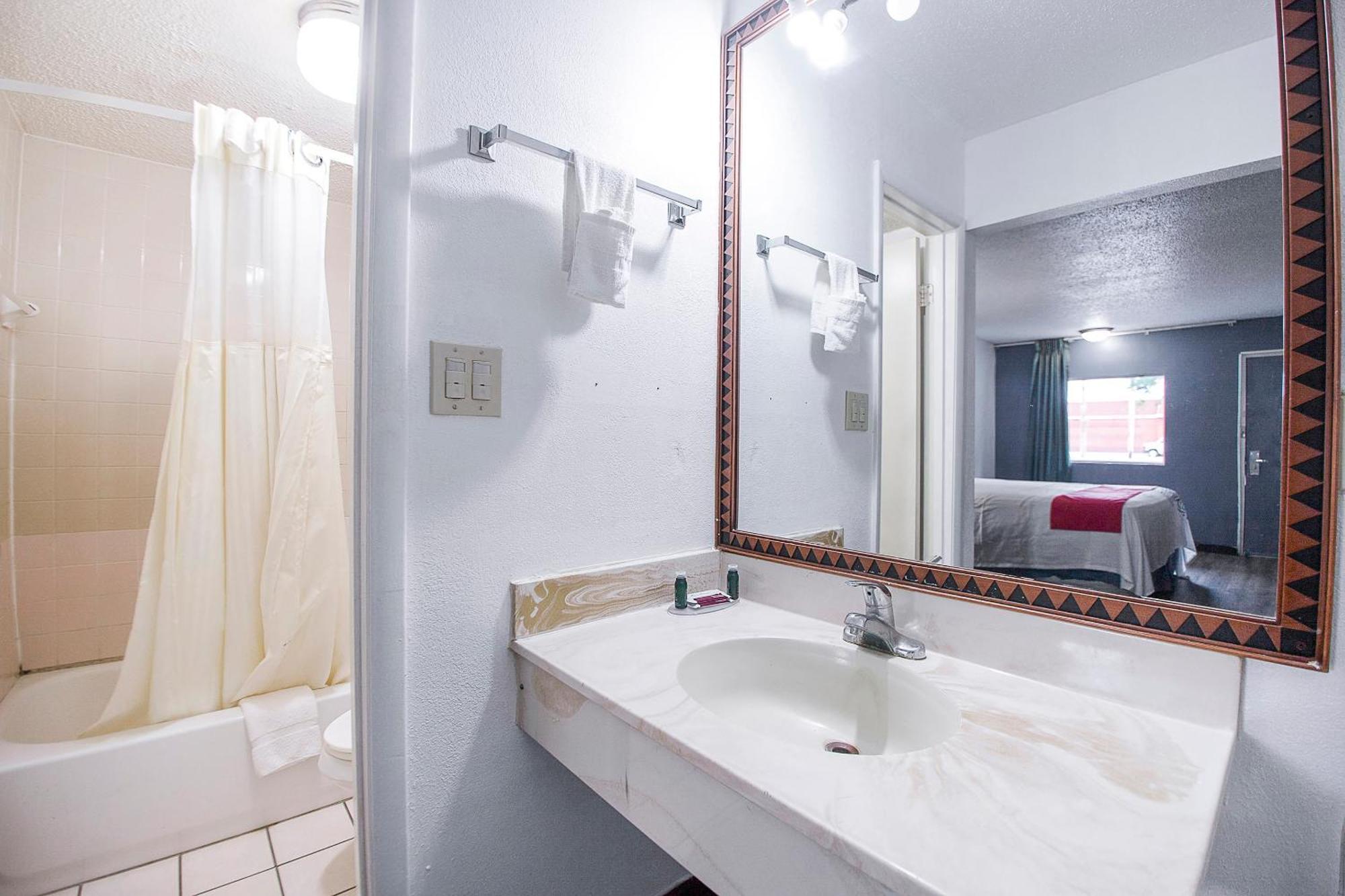 Hotel O Daylight Inn Elkhart I-90, In Eksteriør billede