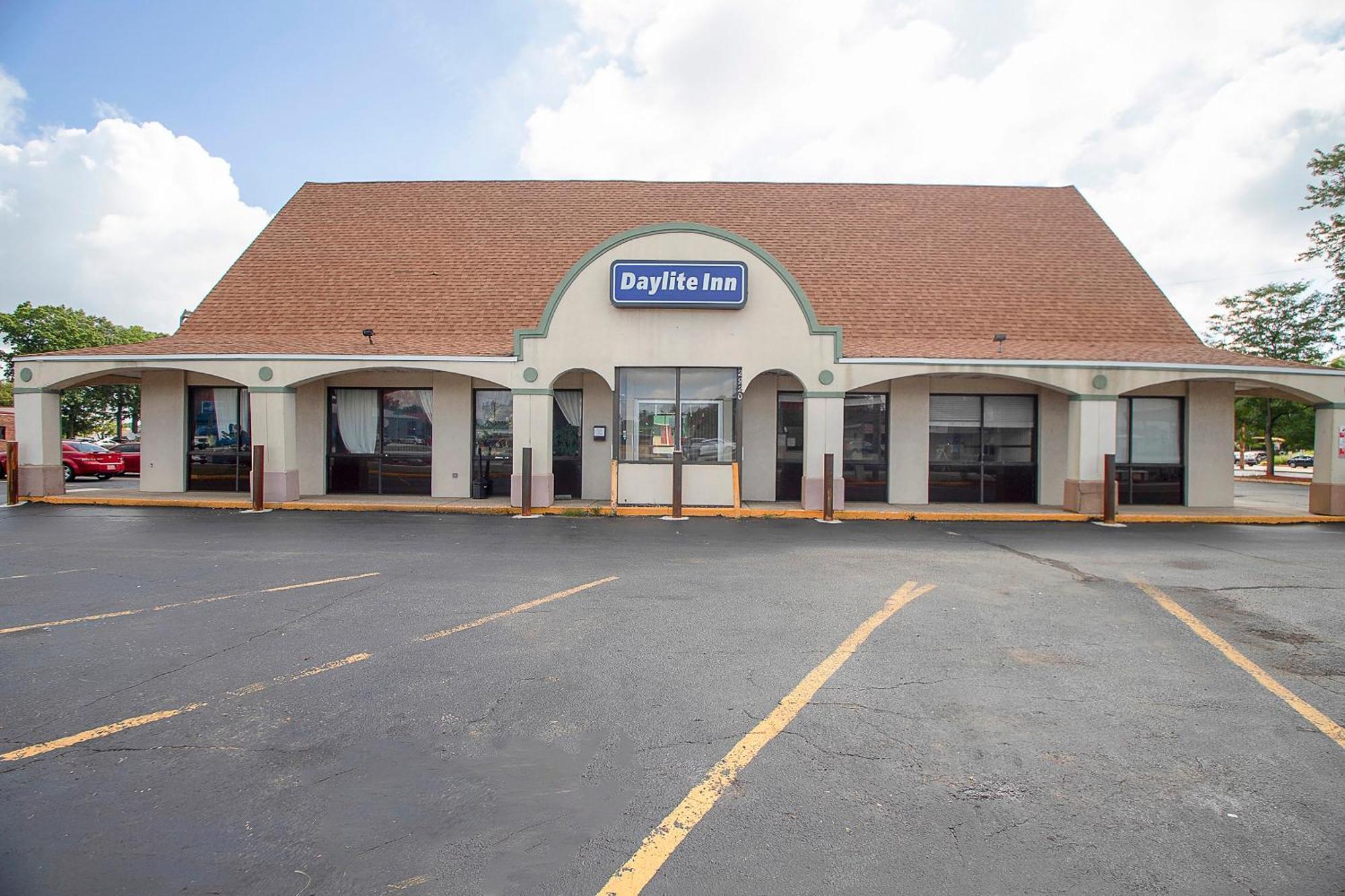 Hotel O Daylight Inn Elkhart I-90, In Eksteriør billede